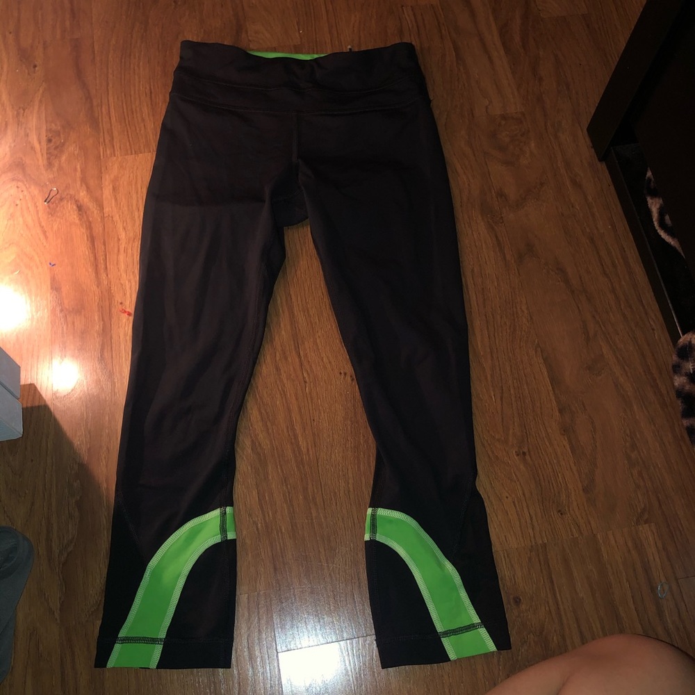 Lululemon cropped leggings